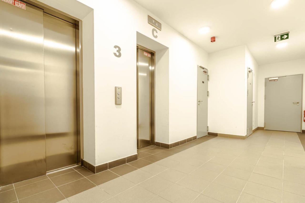 Moderny Byt V Sirsom Centre Apartment Bratislava Exterior photo
